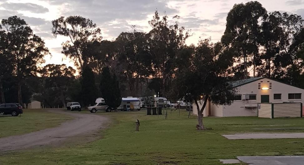 Kalgan River Chalets And Caravan Park Exterior photo